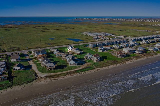 4402 Tampico Way, Galveston, TX 77554