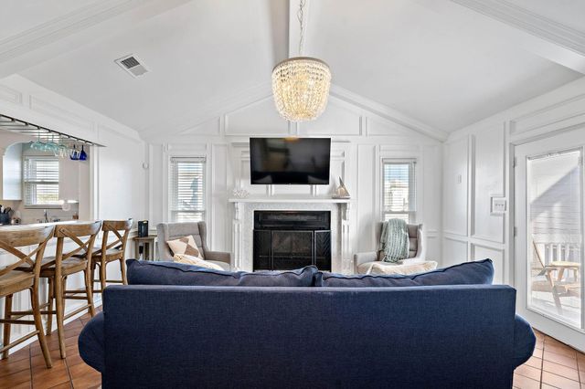 4402 Tampico Way, Galveston, TX 77554