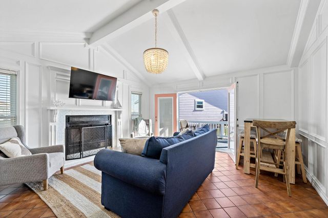 4402 Tampico Way, Galveston, TX 77554