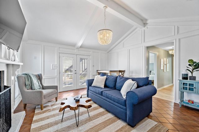 4402 Tampico Way, Galveston, TX 77554