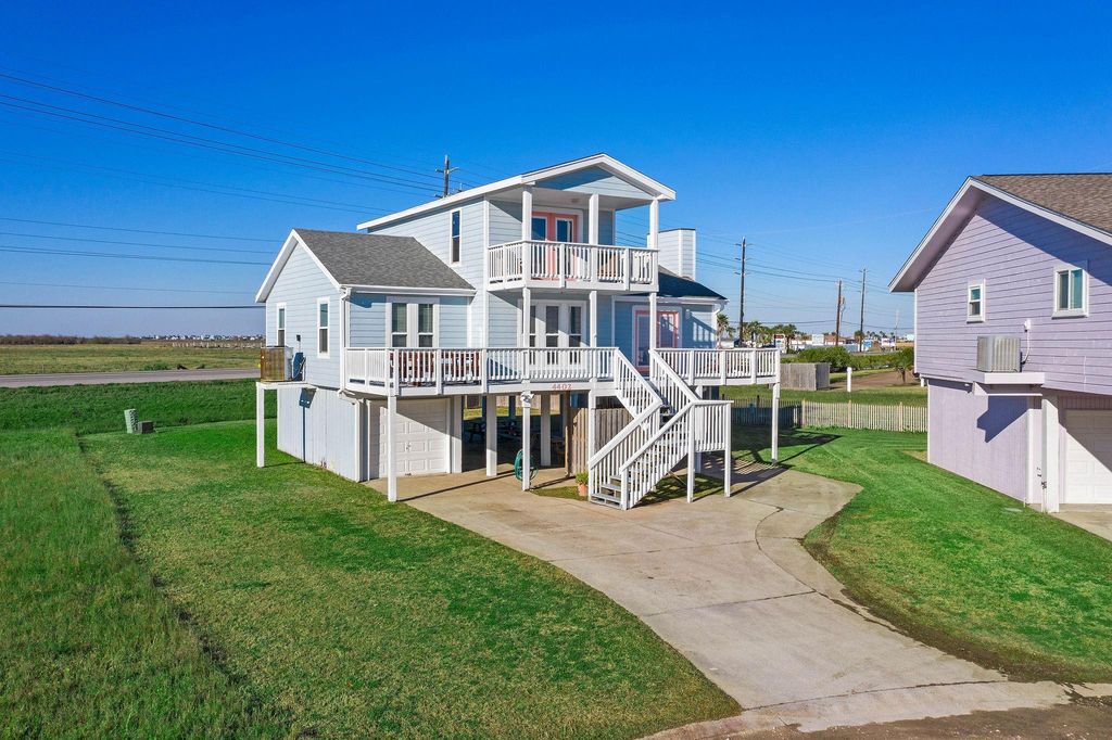 4402 Tampico Way, Galveston, TX 77554