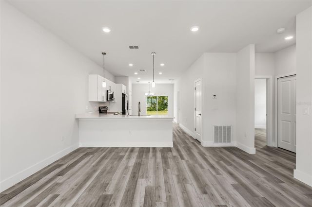 16015 SW 29TH COURT ROAD 2, Ocala, FL 34473