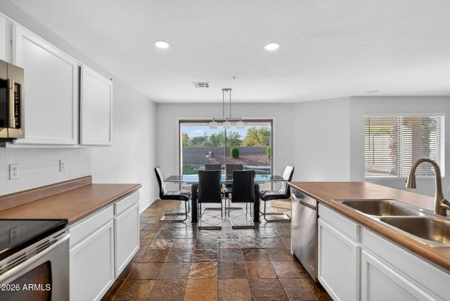 7474 E CHRISTMAS CHOLLA Drive, Scottsdale, AZ 85255