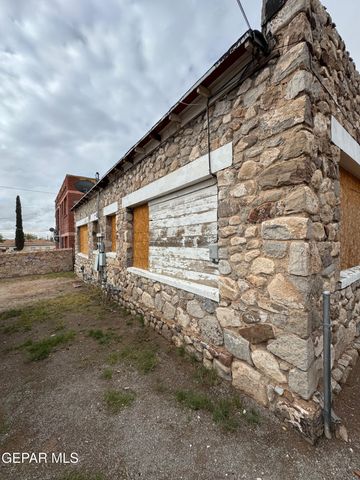 3904 N PIEDRAS Street, A-B, El Paso, TX 79930