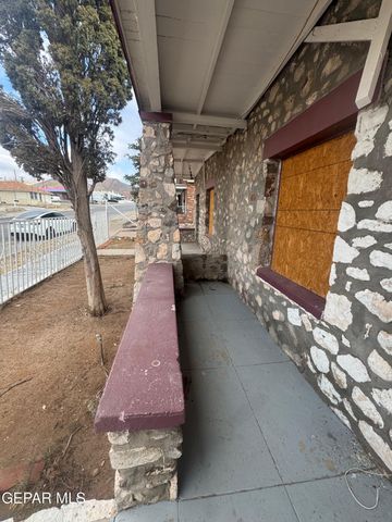 3904 N PIEDRAS Street, A-B, El Paso, TX 79930