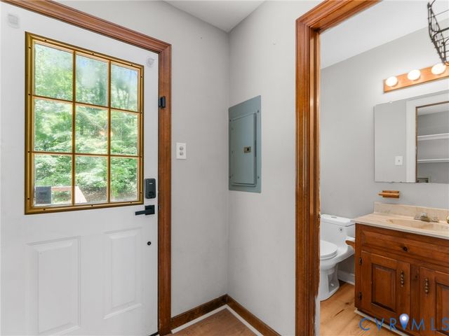 6625 Hines Rd, Henrico, VA 23231
