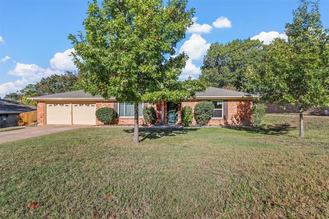 6016 Winifred Drive, Fort Worth, TX 76133