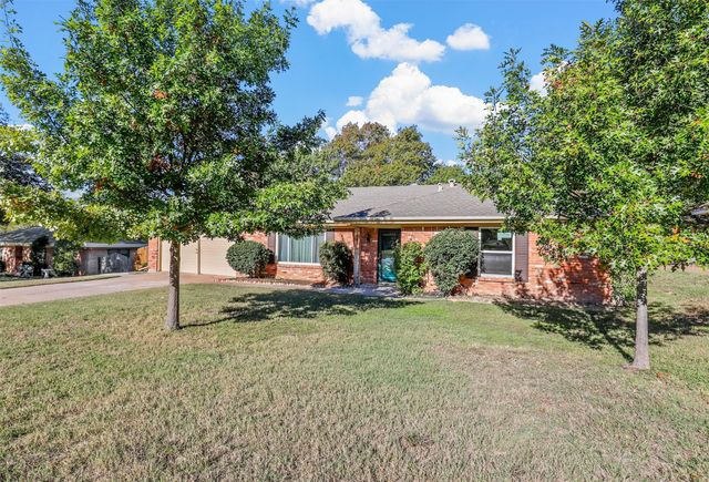 6016 Winifred Drive, Fort Worth, TX 76133