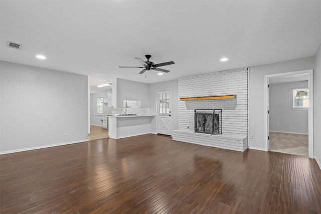 6016 Winifred Drive, Fort Worth, TX 76133