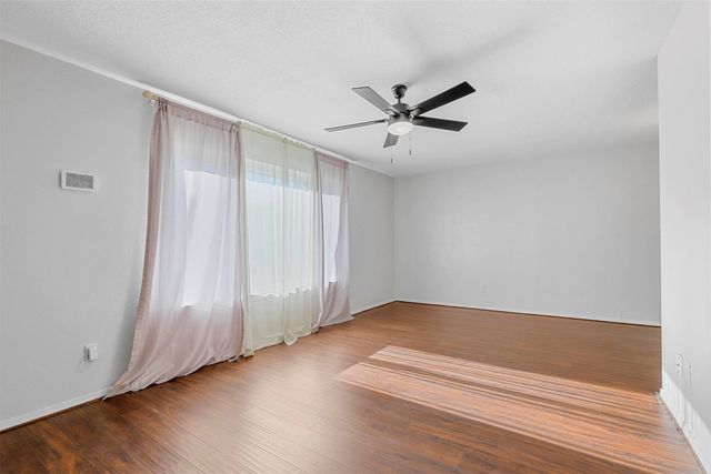 6016 Winifred Drive, Fort Worth, TX 76133