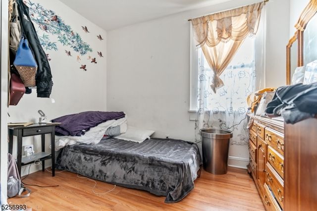 167 Shaw St, Garfield City, NJ 07026