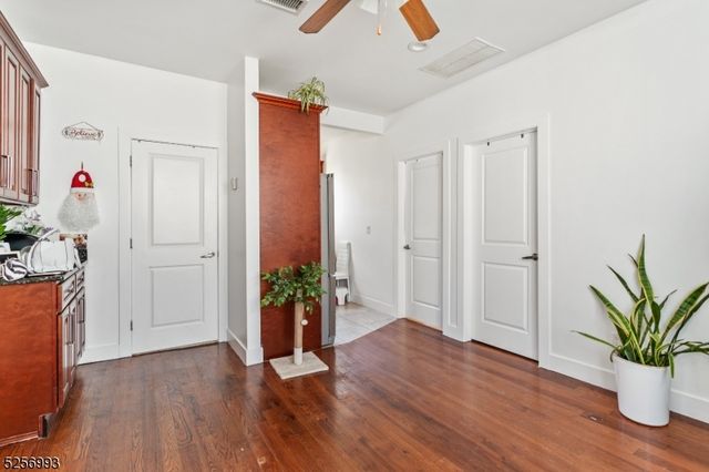 167 Shaw St, Garfield City, NJ 07026