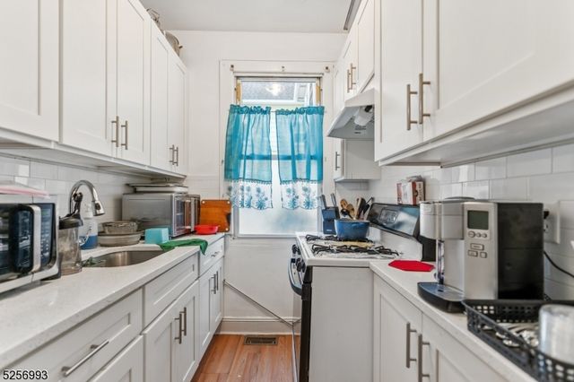 167 Shaw St, Garfield City, NJ 07026