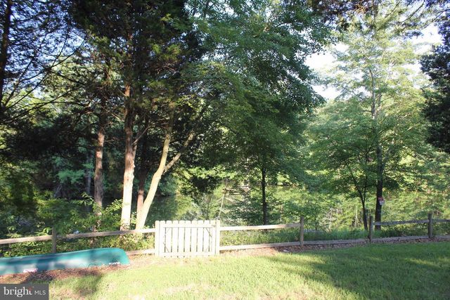 13501 CLEAR LAKE CT, Herndon, VA 20171