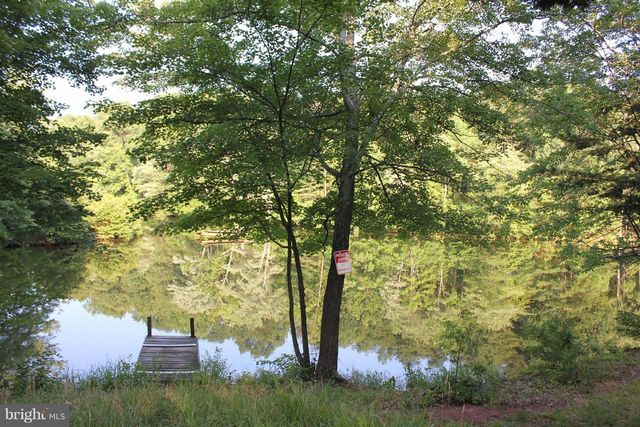 13501 CLEAR LAKE CT, Herndon, VA 20171