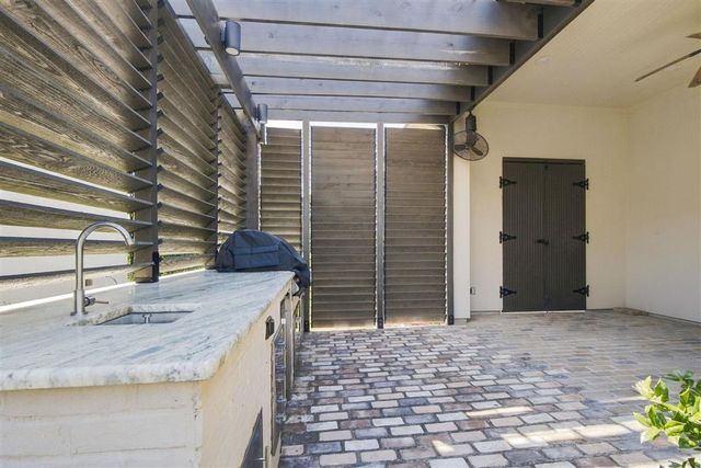 5805 Crape Court, Lake Charles, LA 70605