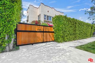 743 N Las Palmas Avenue, Los Angeles, CA 90038