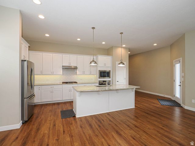 6349 W LAKE AVE, South Jordan, UT 84009