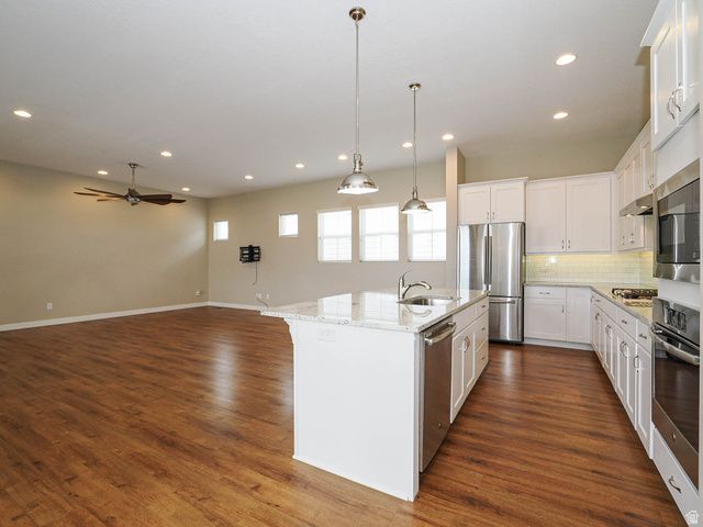 6349 W LAKE AVE, South Jordan, UT 84009