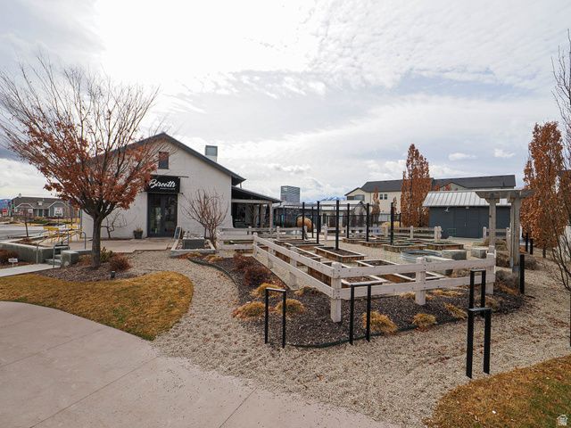 6349 W LAKE AVE, South Jordan, UT 84009