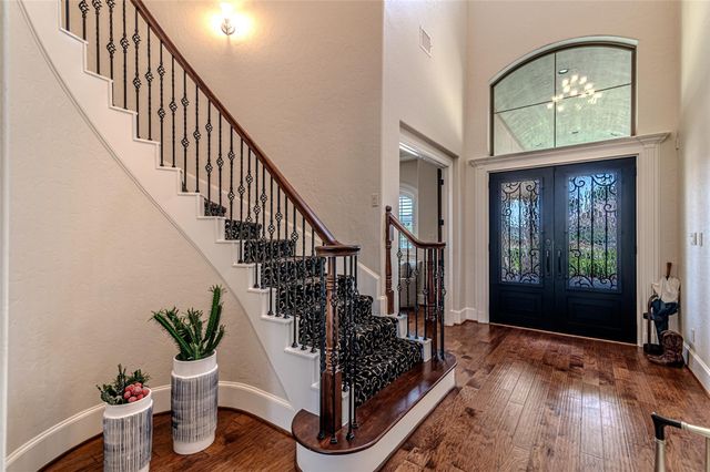 21 Moon Deck Circle, Tomball, TX 77377