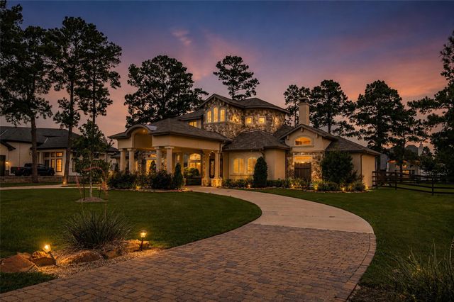 21 Moon Deck Circle, Tomball, TX 77377