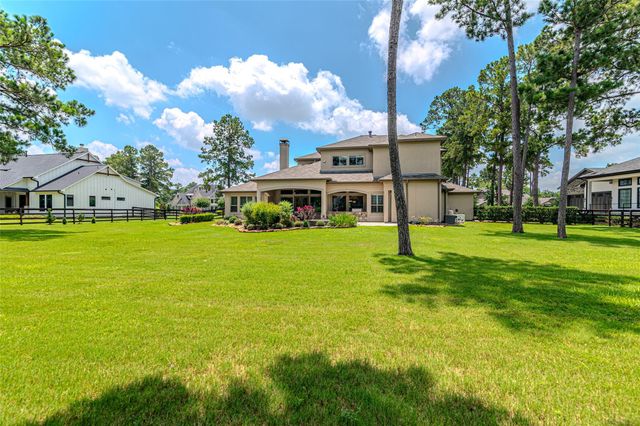 21 Moon Deck Circle, Tomball, TX 77377