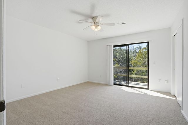 308 Saint Charles Court, Charleston, SC 29407