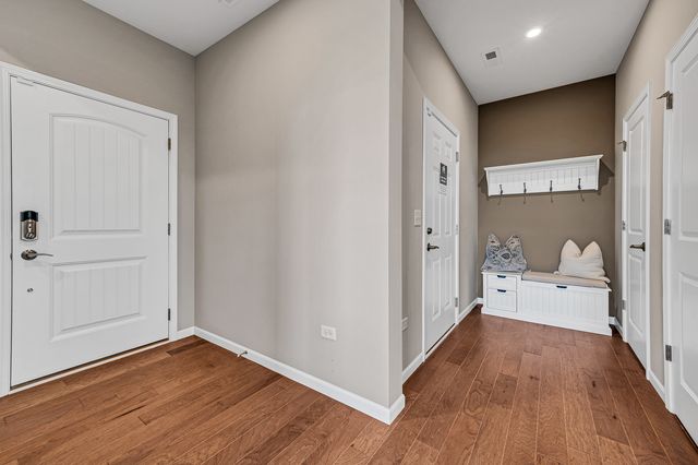 12464 Portrush Lane, Lemont, IL 60439