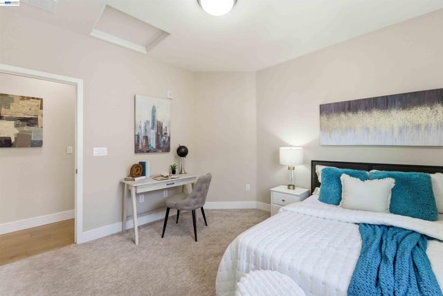 1661 Centre Pointe Dr, Milpitas, CA 95035
