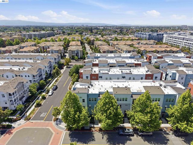 1661 Centre Pointe Dr, Milpitas, CA 95035