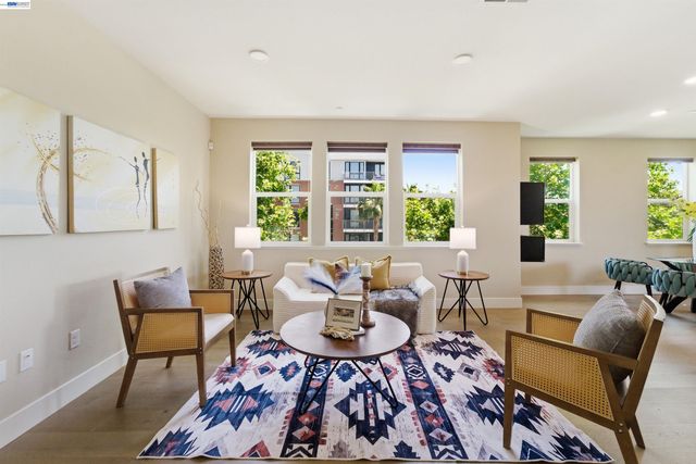 1661 Centre Pointe Dr, Milpitas, CA 95035