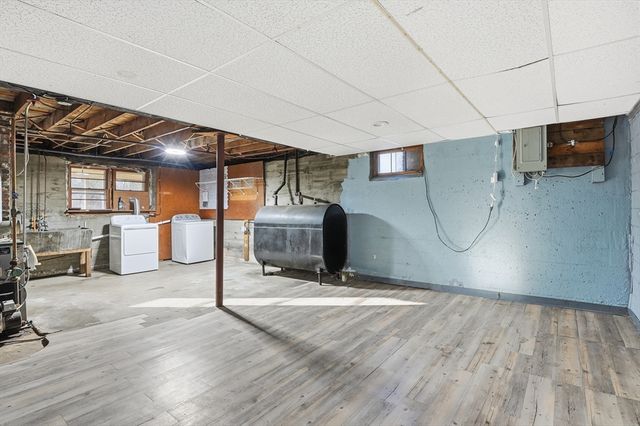 16 Liberty Drive, Shrewsbury, MA 01545