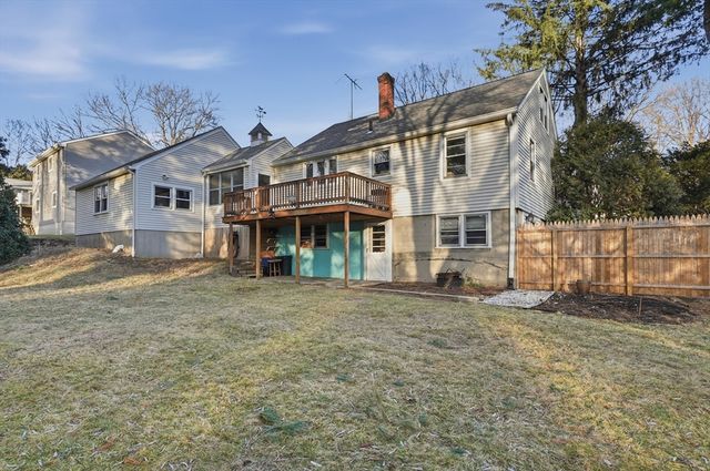 16 Liberty Drive, Shrewsbury, MA 01545