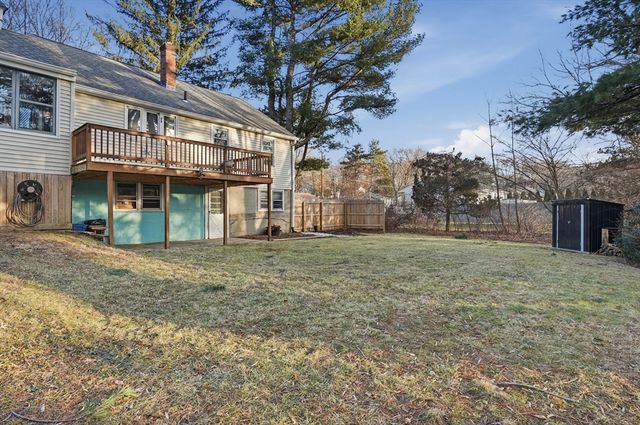 16 Liberty Drive, Shrewsbury, MA 01545