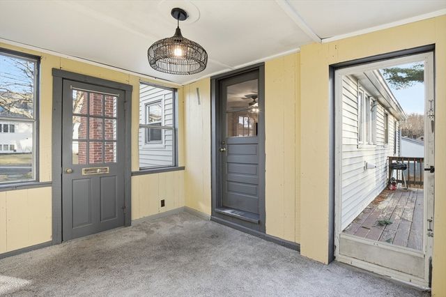 16 Liberty Drive, Shrewsbury, MA 01545