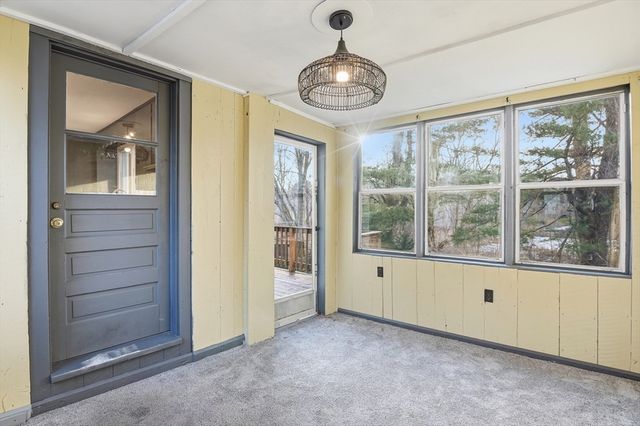 16 Liberty Drive, Shrewsbury, MA 01545