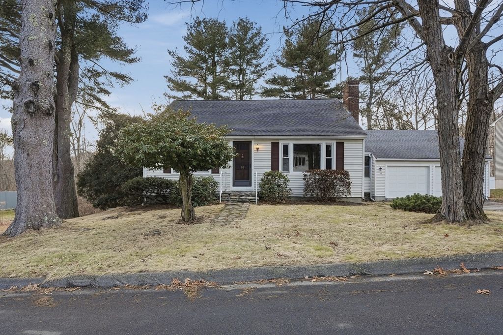 16 Liberty Drive, Shrewsbury, MA 01545