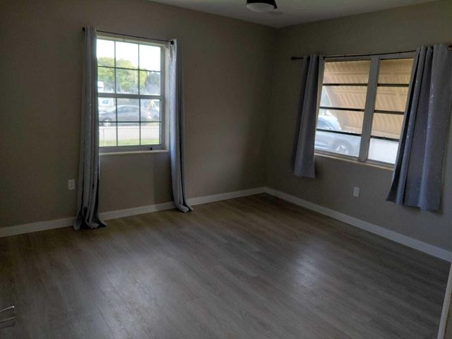 5749-5753 Grant Street, Hollywood, FL 33021