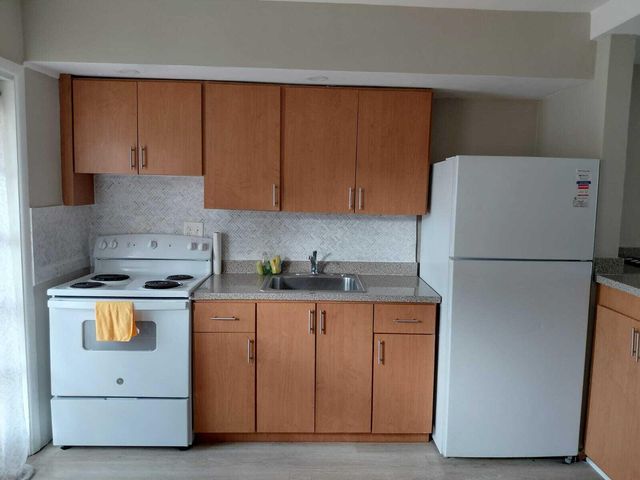 5749-5753 Grant Street, Hollywood, FL 33021