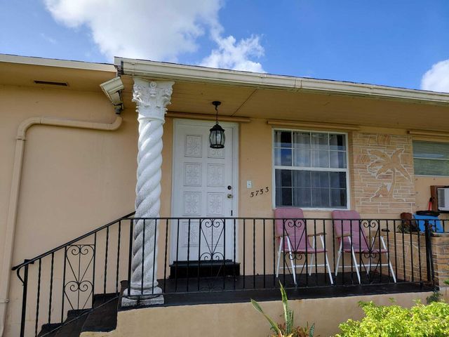 5749-5753 Grant Street, Hollywood, FL 33021