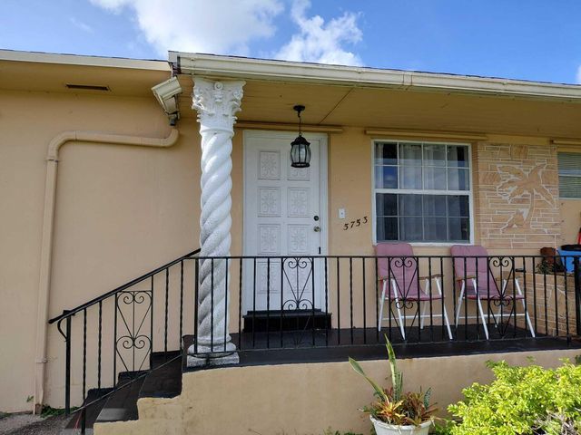 5749-5753 Grant Street, Hollywood, FL 33021
