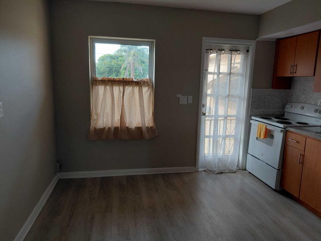 5749-5753 Grant Street, Hollywood, FL 33021