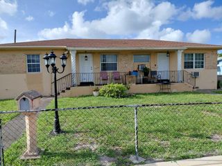 5749-5753 Grant Street, Hollywood, FL 33021