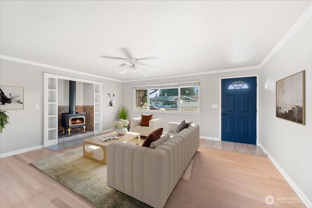 1163 Garfield Street, Enumclaw, WA 98022
