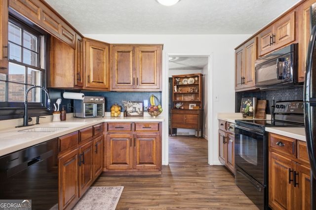 300 Ridgewood Road, Cedartown, GA 30125