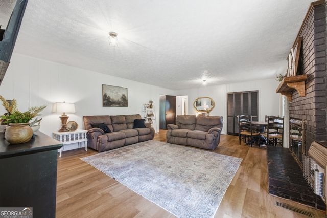 300 Ridgewood Road, Cedartown, GA 30125