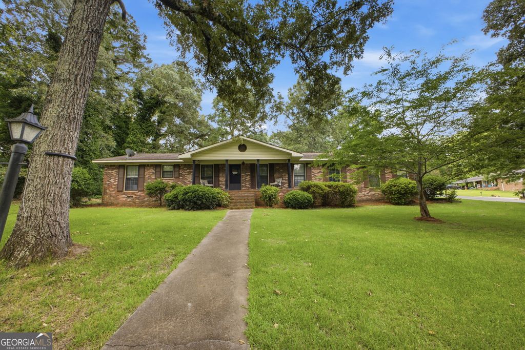 300 Ridgewood Road, Cedartown, GA 30125
