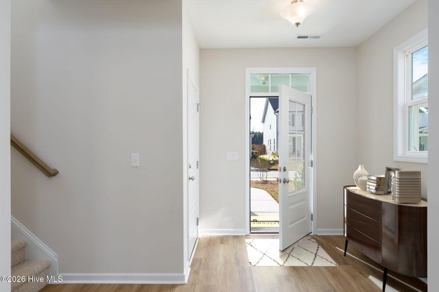 1033 Pine Ridge Court, Castle Hayne, NC 28429