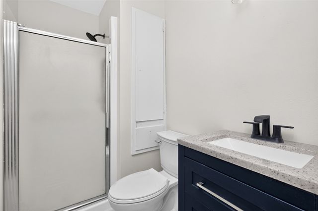 2210 NW 5th Street, Ankeny, IA 50023